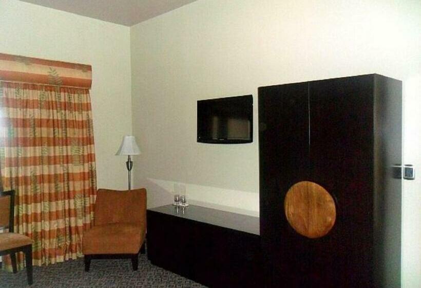 غرفة قياسية, 1915 Inn & Suites