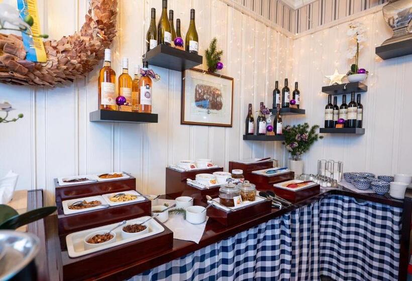 جناح سرير كينج, Alpenliebe Design