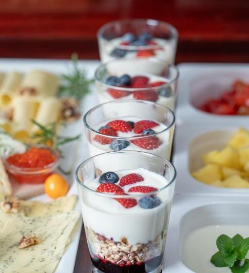 جناح سرير كينج, Alpenliebe Design