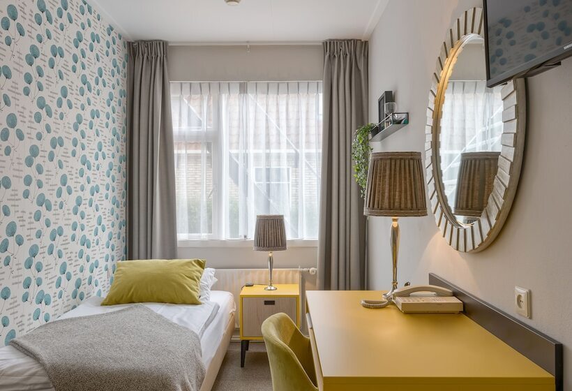 חדר סטנדרט יחיד, Op Diek