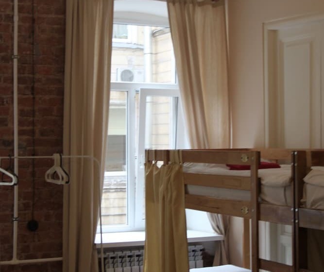 غرفة إقتصادية رباعية, Old Flat Hostel Na Sovetskoy