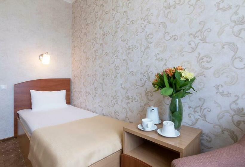 标准单人间, Mariot Medical Center