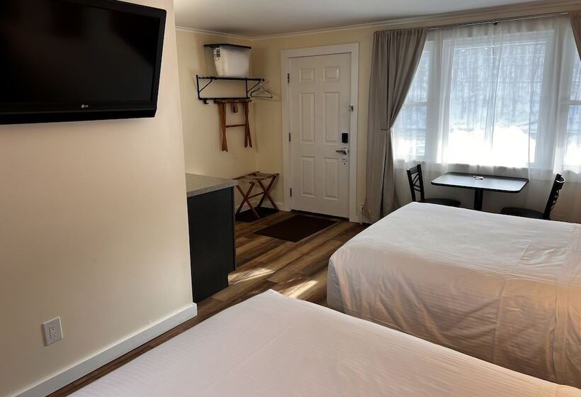 Номер Стандарт, Sleep Woodstock Motel