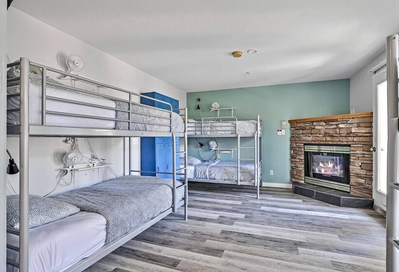 ルームシェアのワンベッド, Samesun Banff Hostel