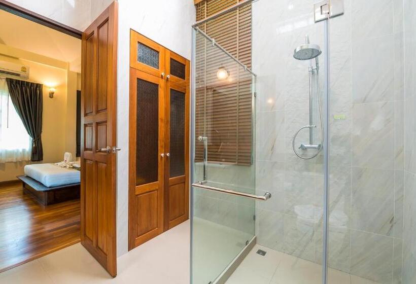 Номер Deluxe с Балконом, Pattra Vill Resort