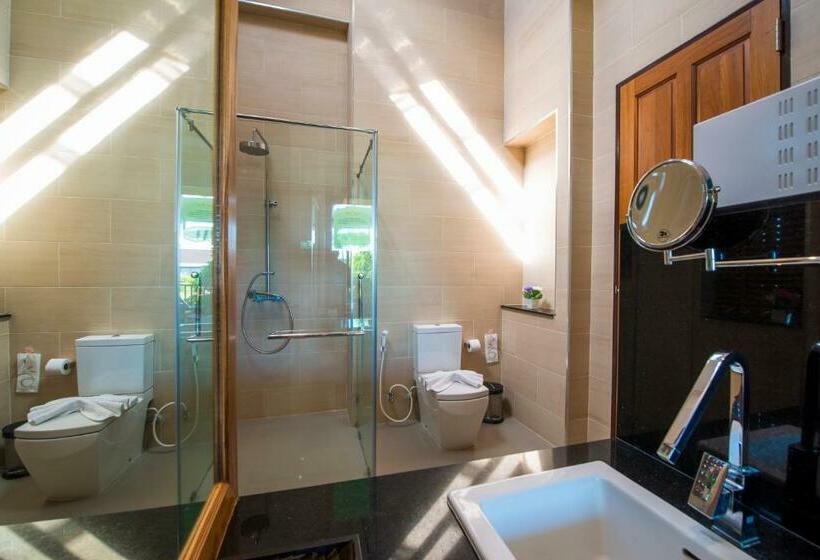 Номер Deluxe с Балконом, Pattra Vill Resort