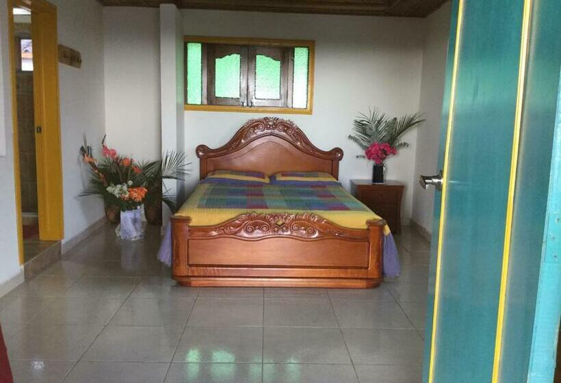 带阳台的豪华间, Casa Pachamama