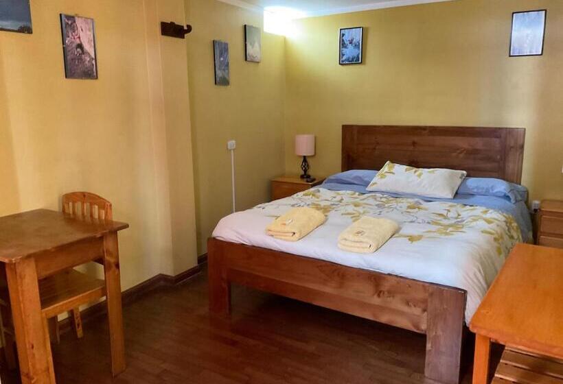 اتاق لوکس, La Casa De Zarela