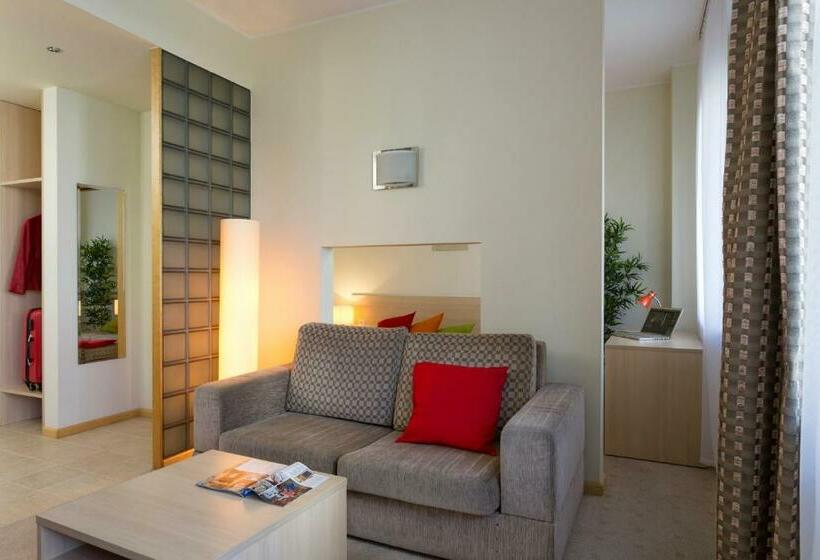 スタンダードスタジオ, Apartamenty Media Park