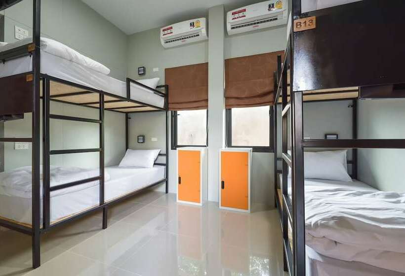 Кровать в Общей Комнате, Sirinsamui Boutique Hostel