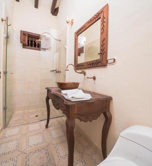 Номер Стандарт с Балконом, Nueva Granada Hotel Colonial  Centro Histórico