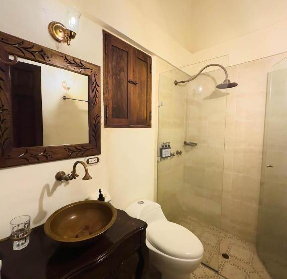 Номер Стандарт с Балконом, Nueva Granada Hotel Colonial  Centro Histórico