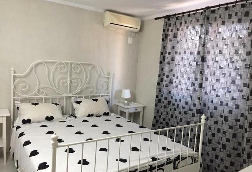 Апартаменты 1 Спальня с Балконом, Casa Athena