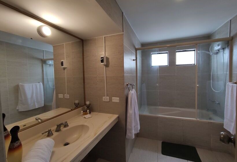Люкс, Inti Llaqta Hotel & Suites