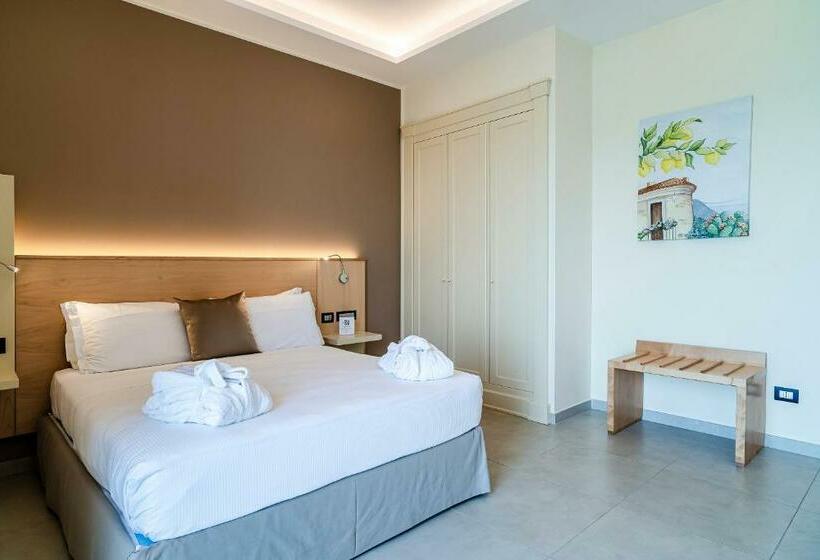 Номер Deluxe, Grand Hotel Santa Maria
