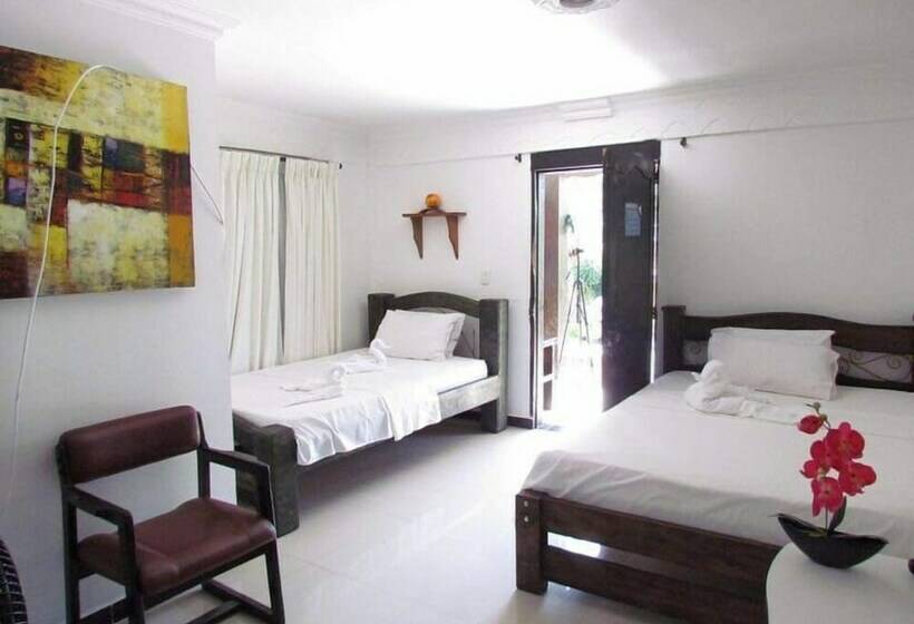 스탠다드 트리플 룸, Finca Hotel La Quinta De Torrione