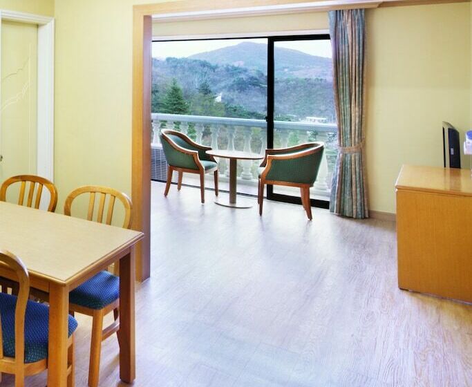 Номер Deluxe, Hanwha Resort Baegam Hot Springs