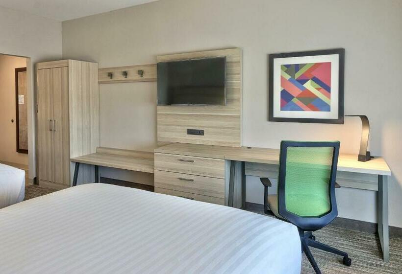 Номер Стандарт, Holiday Inn Express & Suites   Roswell, An Ihg