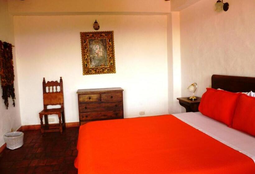Люкс, Mision Santa Barbara Rnt 4799