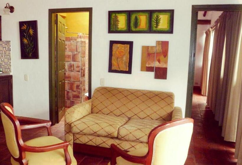 Люкс, Mision Santa Barbara Rnt 4799