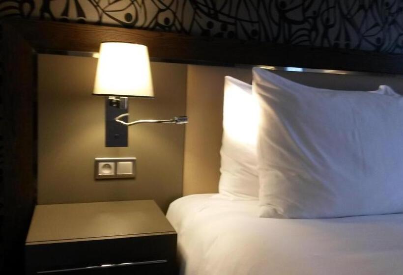高级套房, Radisson Blu Hotel, Abidjan Airport