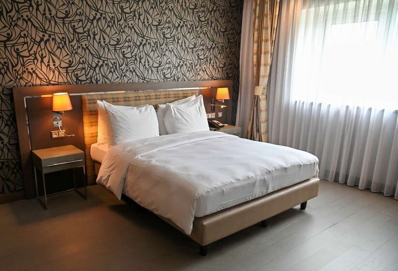 总统套房, Radisson Blu Hotel, Abidjan Airport