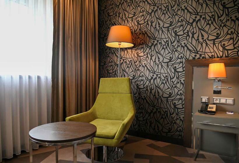 高级套房, Radisson Blu Hotel, Abidjan Airport