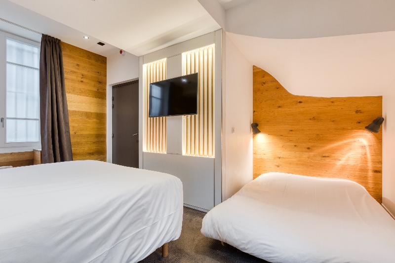 Quarto Familiar, Du Jeu De Paume