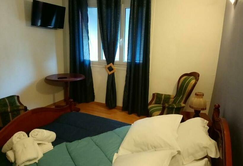 スタンダードルーム, Hôtel Le Passage De Vallon
