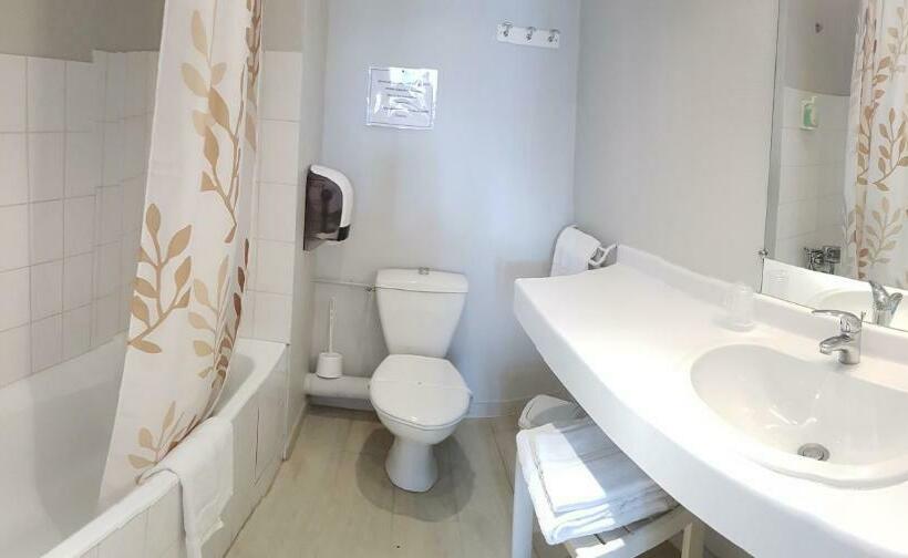4인용 스탠다드 룸, Hôtel La Bérangère