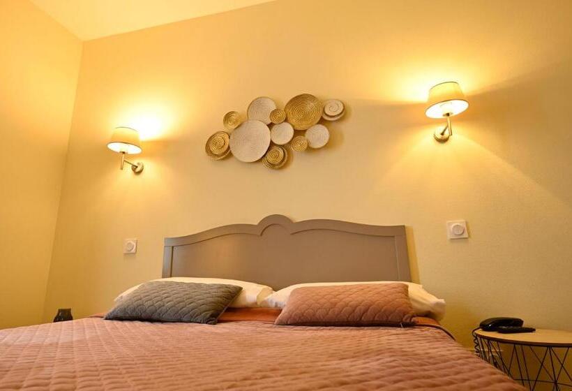 Номер Комфорт, Hôtel Relais Du Loir