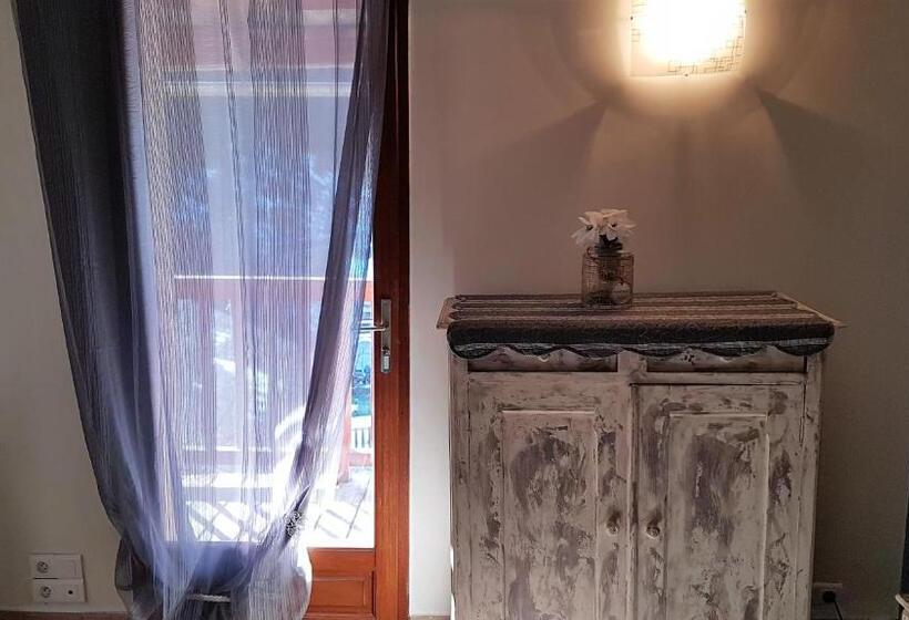 Номер Стандарт Вид на Горы, La Jarbelle   Gîte Et Spa