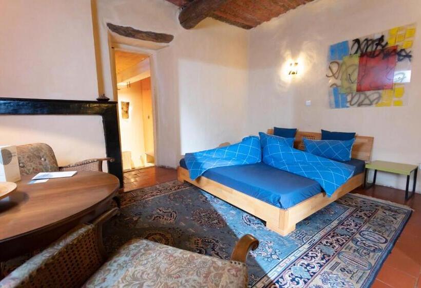 Номер Superior, La Vieille Maison   Chambre Et Halte Gourmande