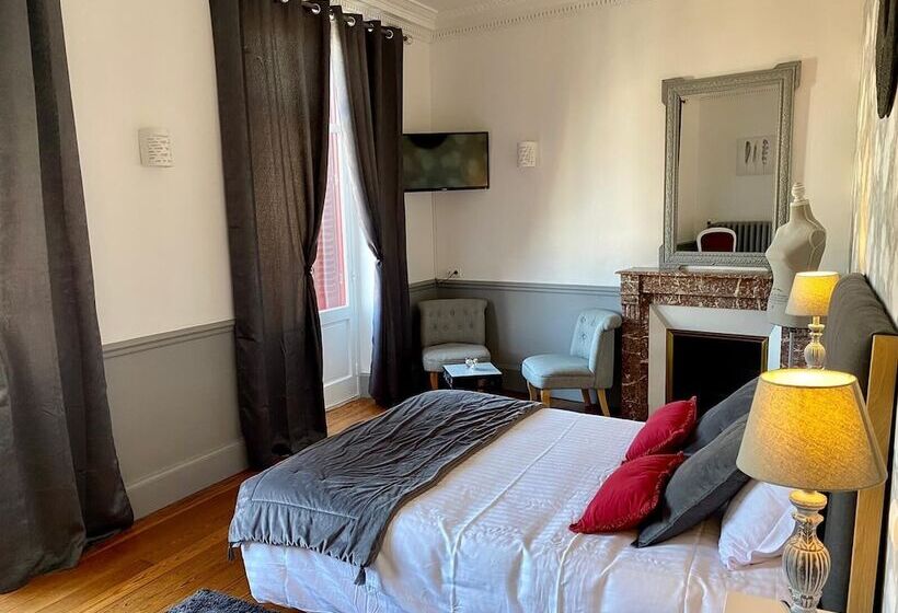 Номер Superior, Logis Hotel La Tourelle Du Beffroi
