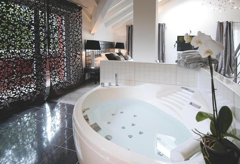 Люкс Повышенной Комфортности, Auberge De Maison Rouge