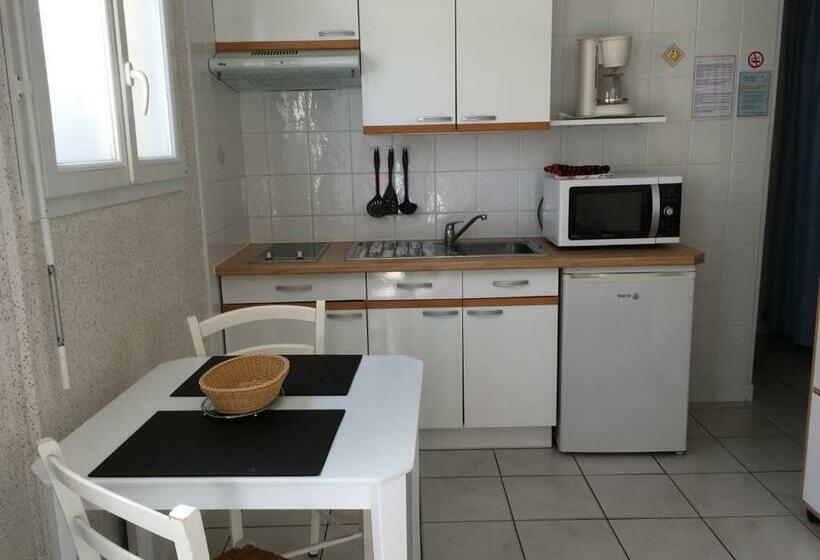 Студия Стандарт, Hôtel Résidence Les Flots