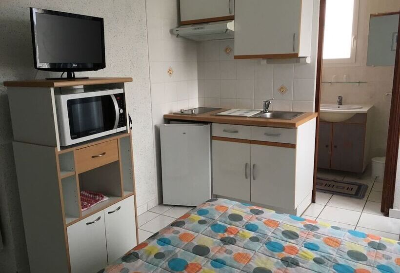 Студия Стандарт, Hôtel Résidence Les Flots
