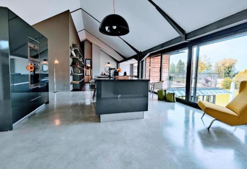 Номер Стандарт, Le Clos Marcel