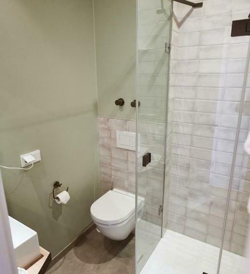 Номер Стандарт, Gutshotel Baron Knyphausen