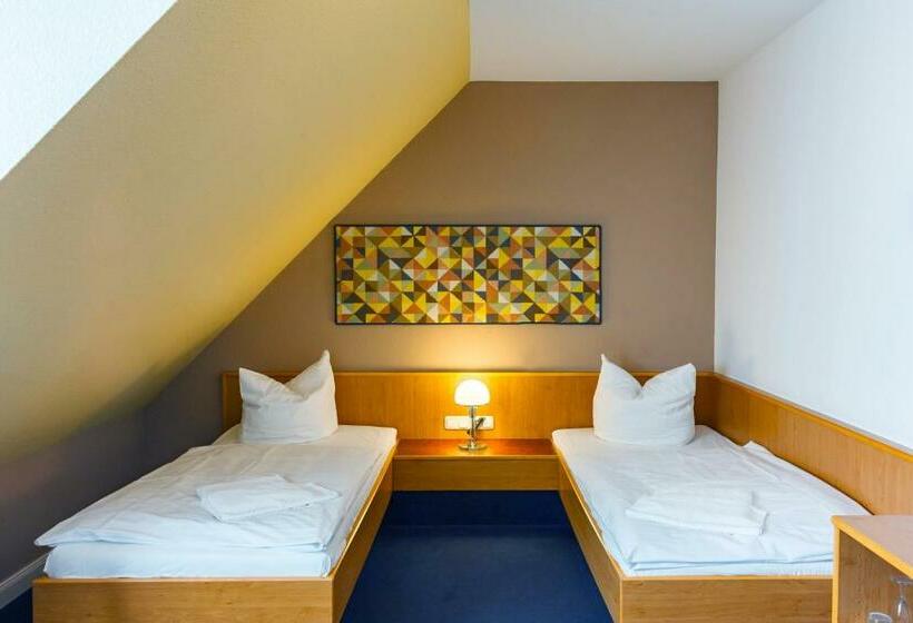 Номер Стандарт, Citypension Dessauroßlau