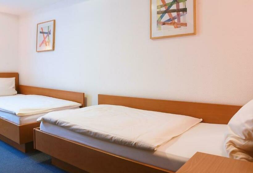 스탠다드 룸, Deutsches Haus