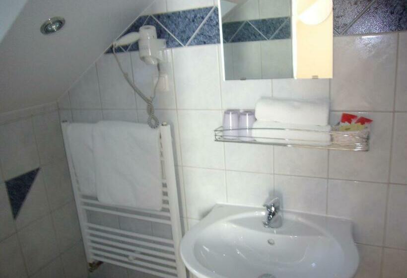 스탠다드 룸, Deutsches Haus