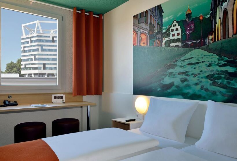 Номер Стандарт, B&b Hotel Freiburg Nord