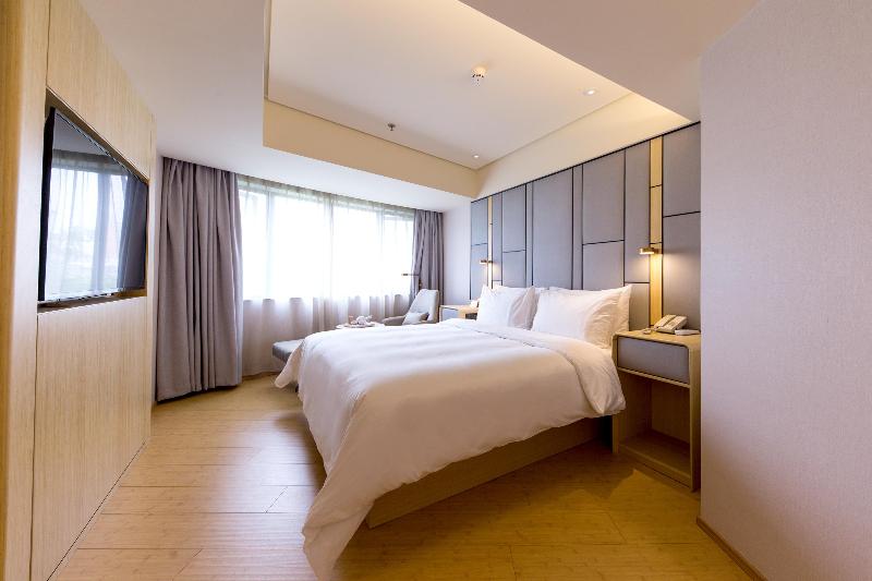 Номер Стандарт, B&b Hotel Freiburg Nord