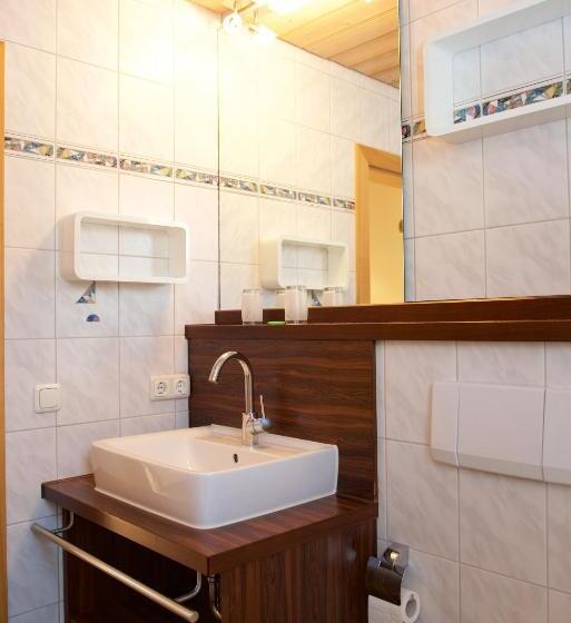 Апартаменты 1 Спальня с Балконом, Landhaus Kossel