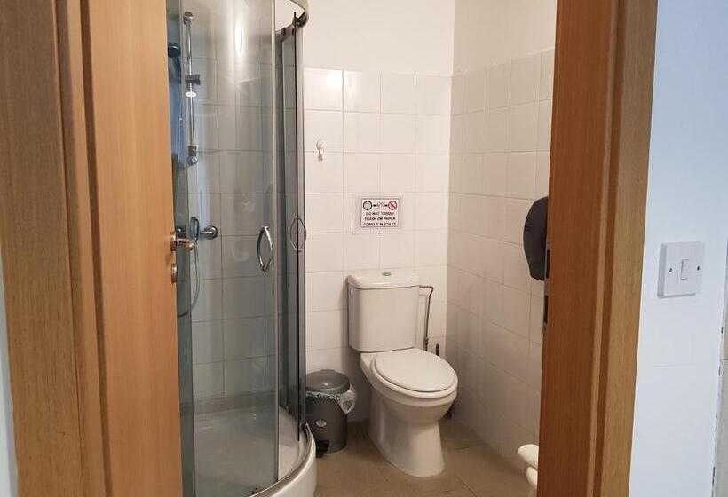 Студио Стандарт с Балконом, Valentinos Apartments