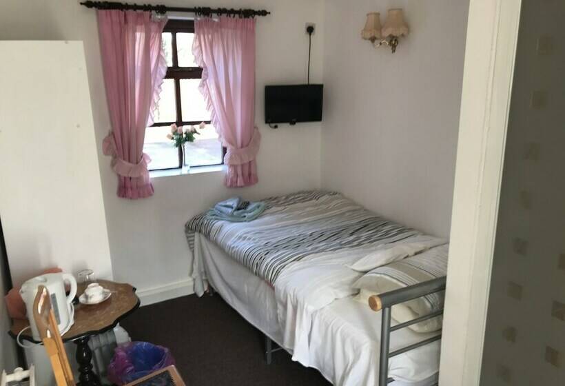 Номер Стандарт Индивидуальный, Butterfly Guest House