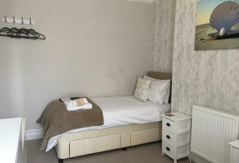 Номер Стандарт, Cliveden Guest House