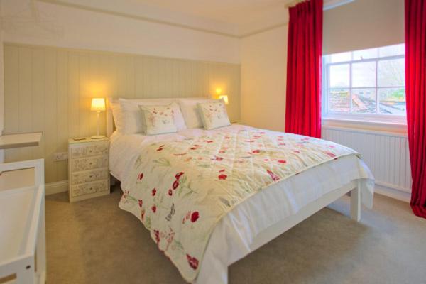 غرفة أساسية, The Palmerston Rooms