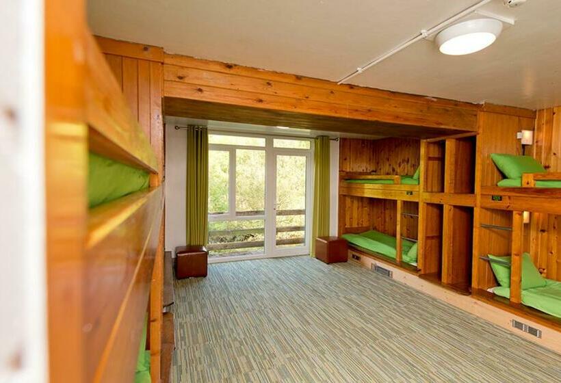 Кровать в Многоместном Номере с Общей Ванной, Yha Patterdale